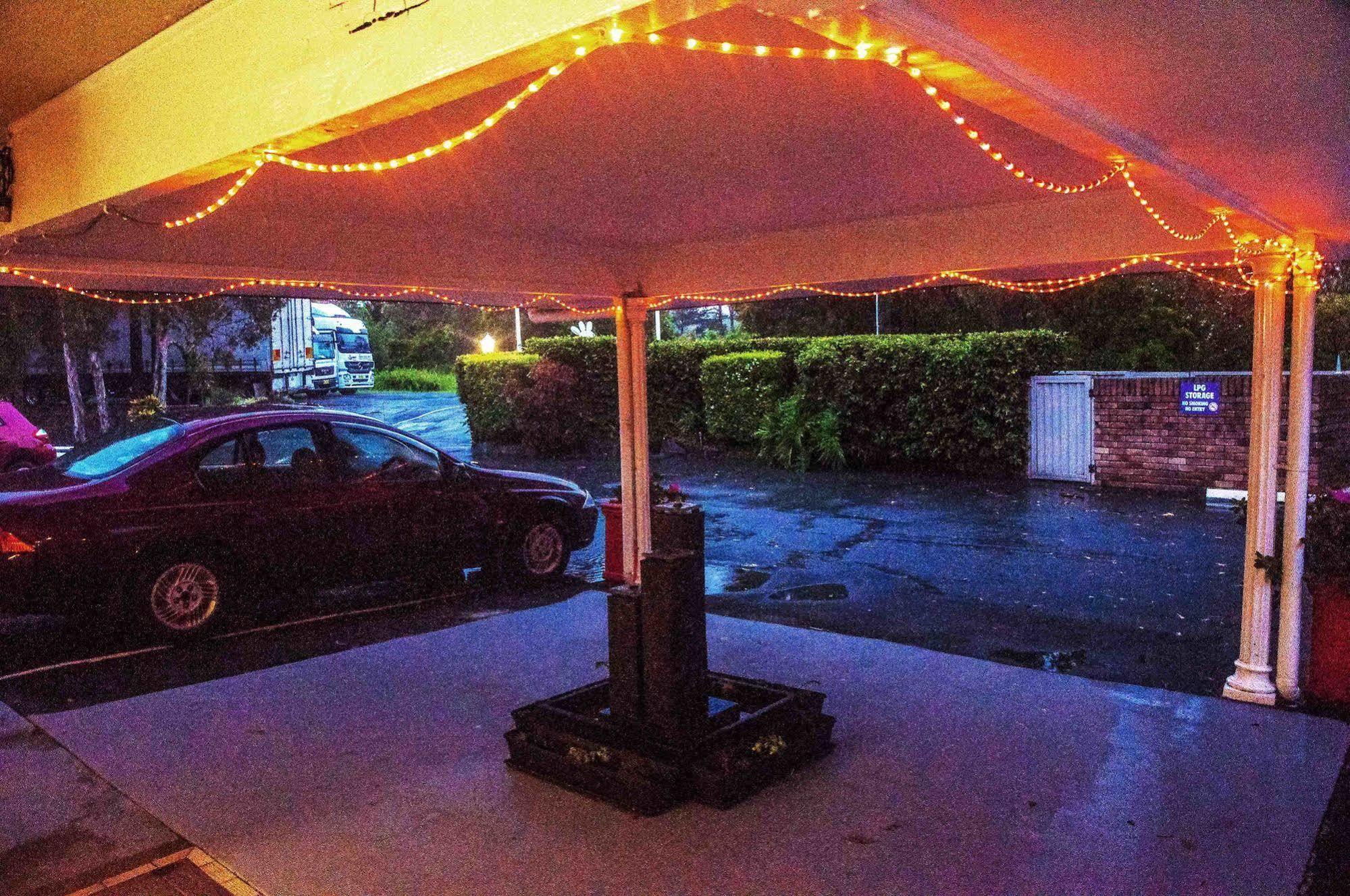 Coomera Motor Inn Gold Coast Extérieur photo